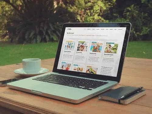 Magento Comparison With Other Leading eCommerce Platforms Magento is the best choice for businesses aiming to sell lots of products online, whereas WordPress is great for those who want to focus on sharing information and content.